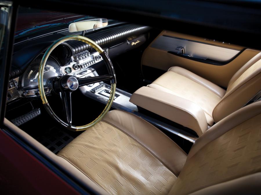 Интерьер Chrysler 300G Hardtop Coupe (842) 1961 года  (фото 37 из 43)